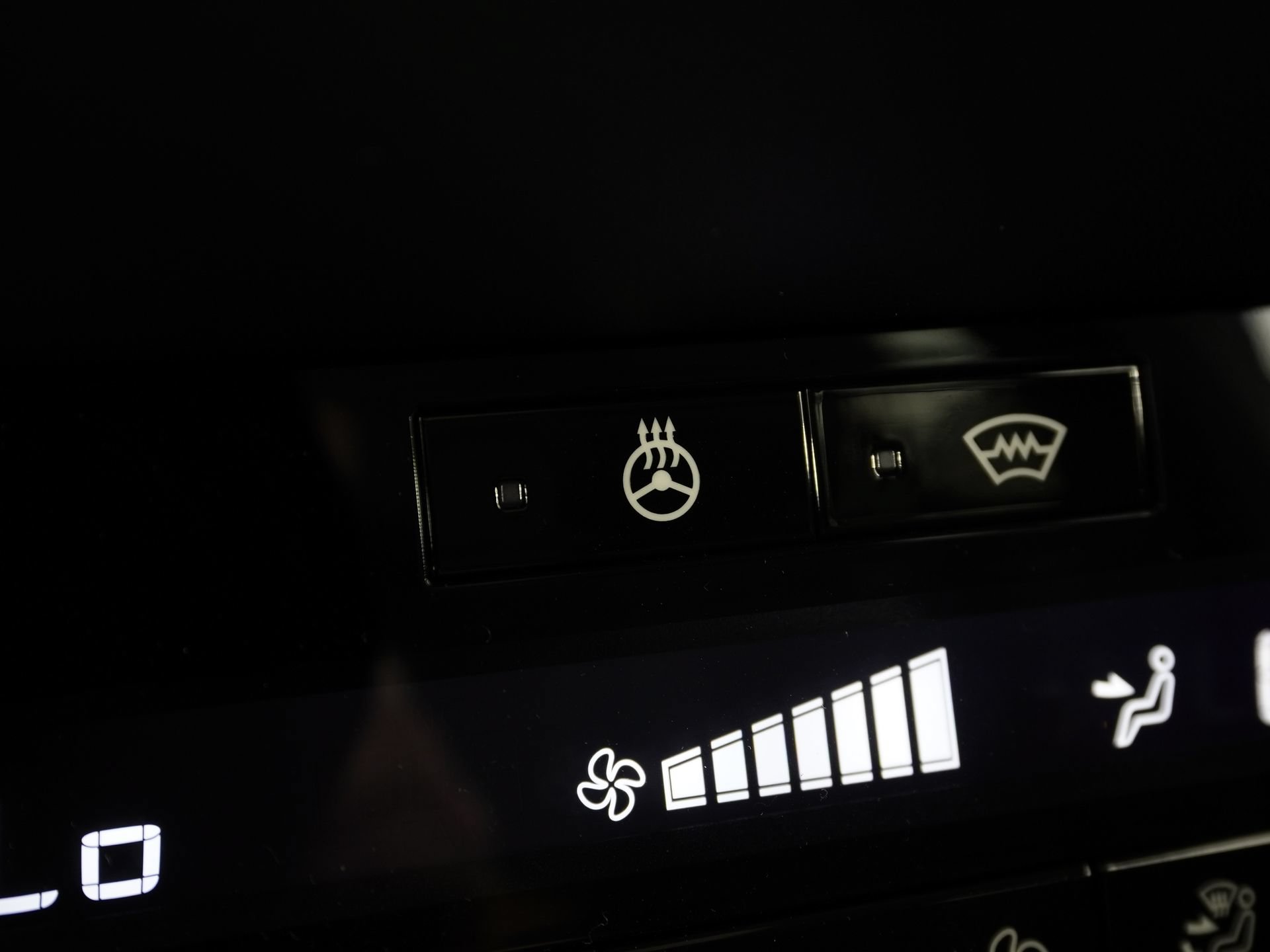 New 2026 Mitsubishi Outlander AWD image 16