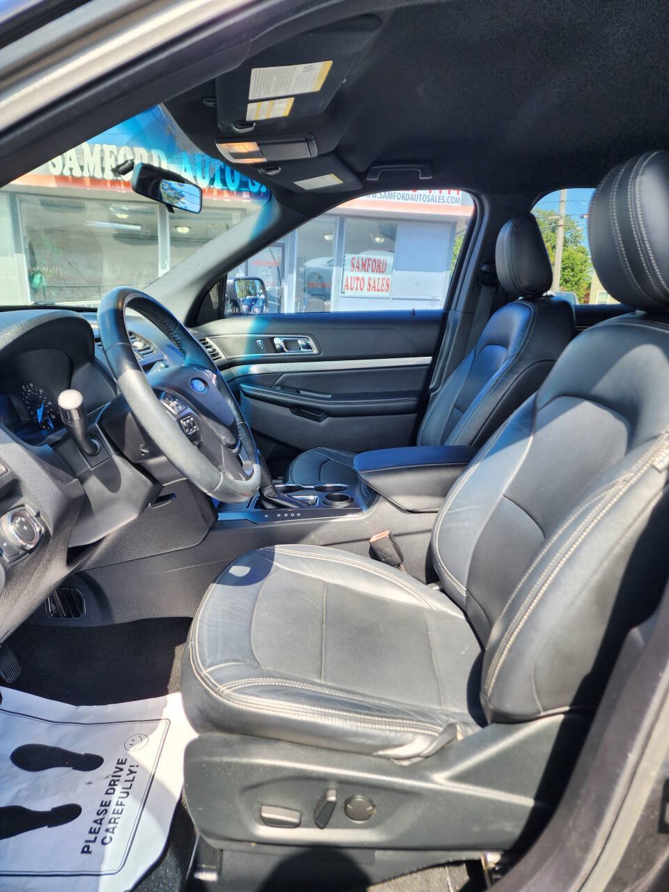 Used 2019 Ford Explorer XLT FWD image 16