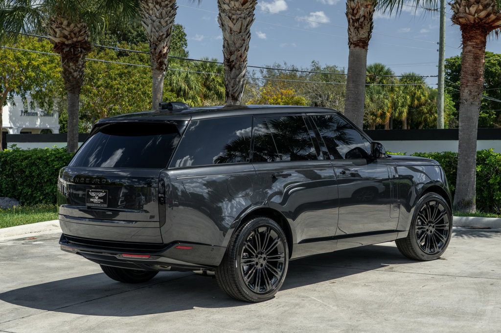 Used 2026 Land Rover Range Rover SE image 8