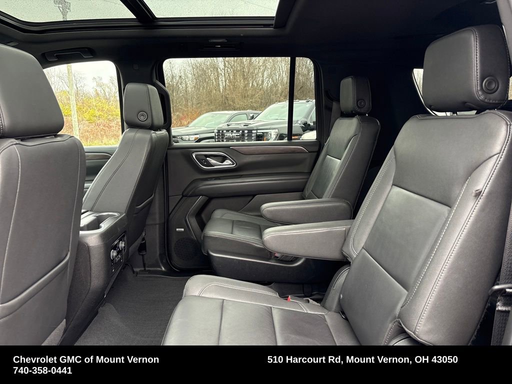 Used 2023 Chevrolet Suburban Z71 w/ Luxury Package image 28
