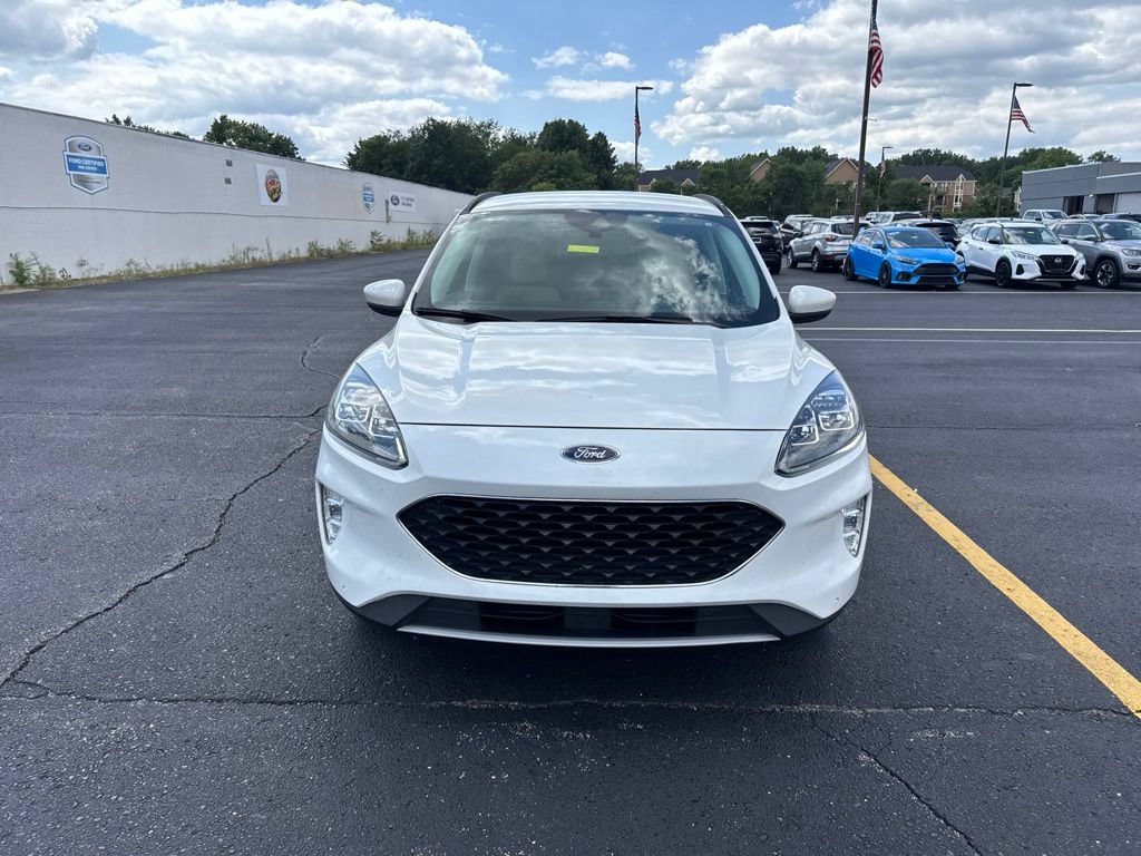 Used 2021 Ford Escape Titanium AWD/4WD image 2