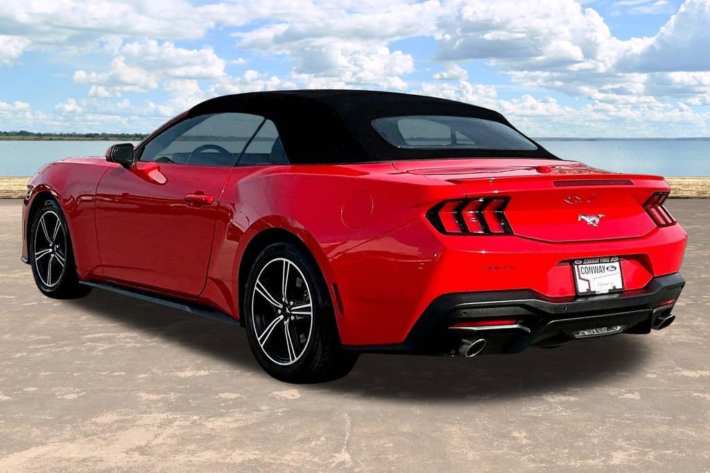 Used 2024 Ford Mustang Premium image 5