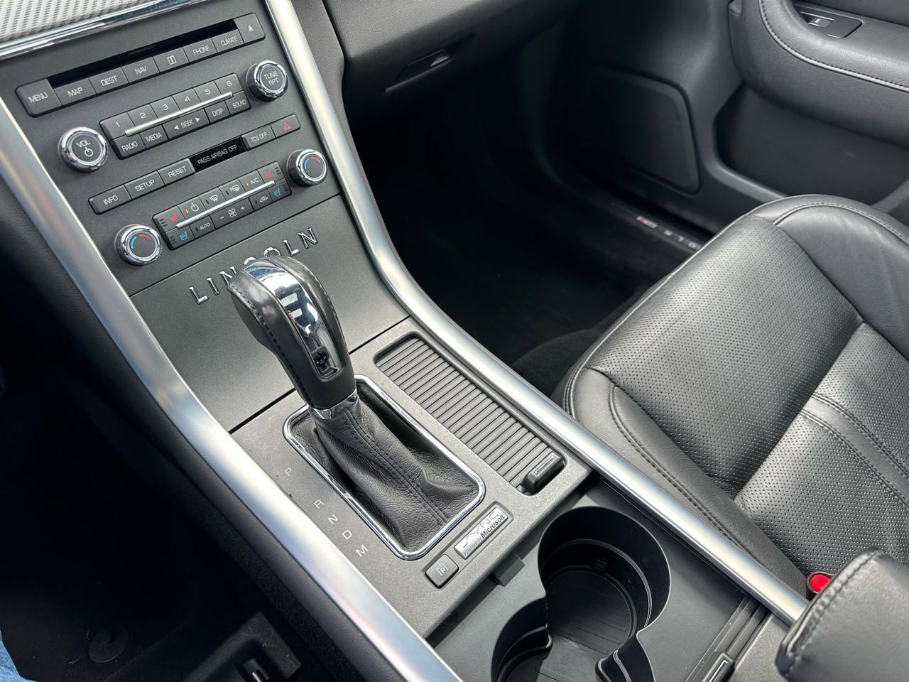 Used 2011 Lincoln MKS AWD w/ 201A Rapid Spec Order Code image 19