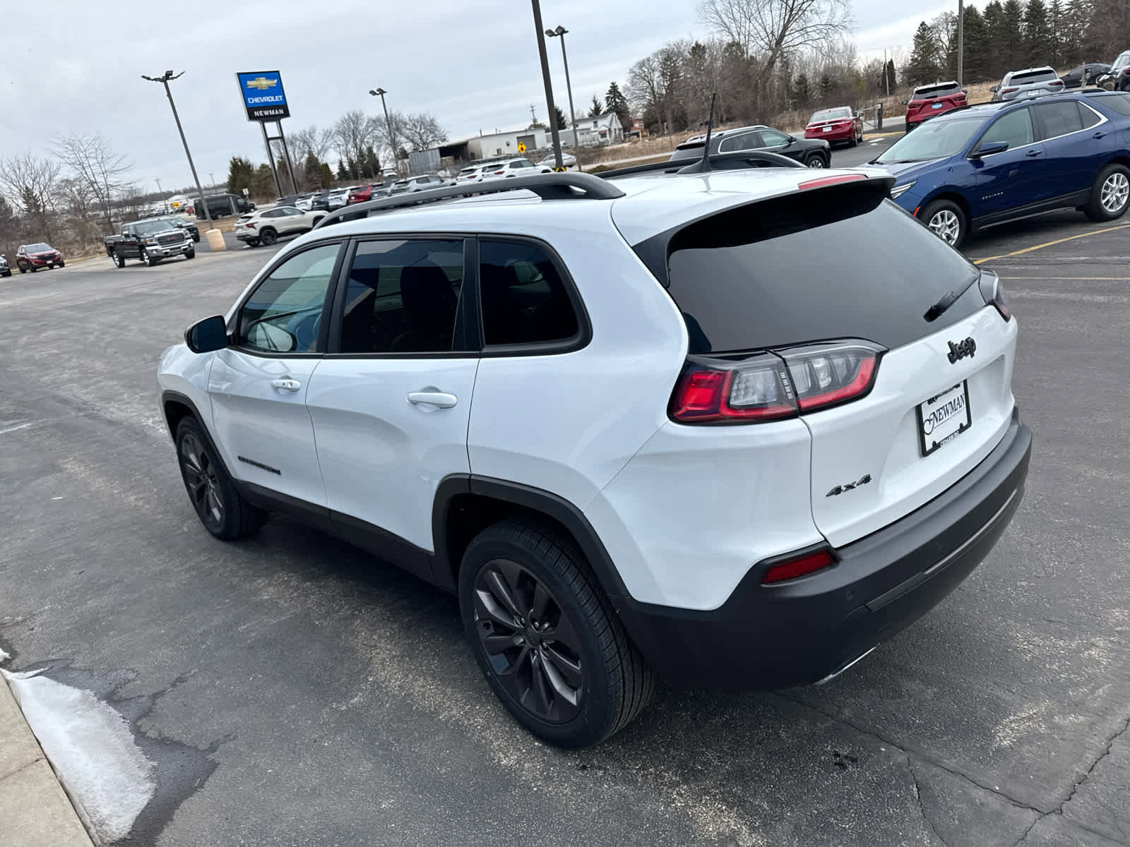 Used 2021 Jeep Cherokee Latitude Lux 80th Anniv w/ Quick Order Package 26U 80TH image 9