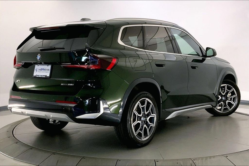 Certified 2025 BMW X1 xDrive28i AWD/4WD image 12
