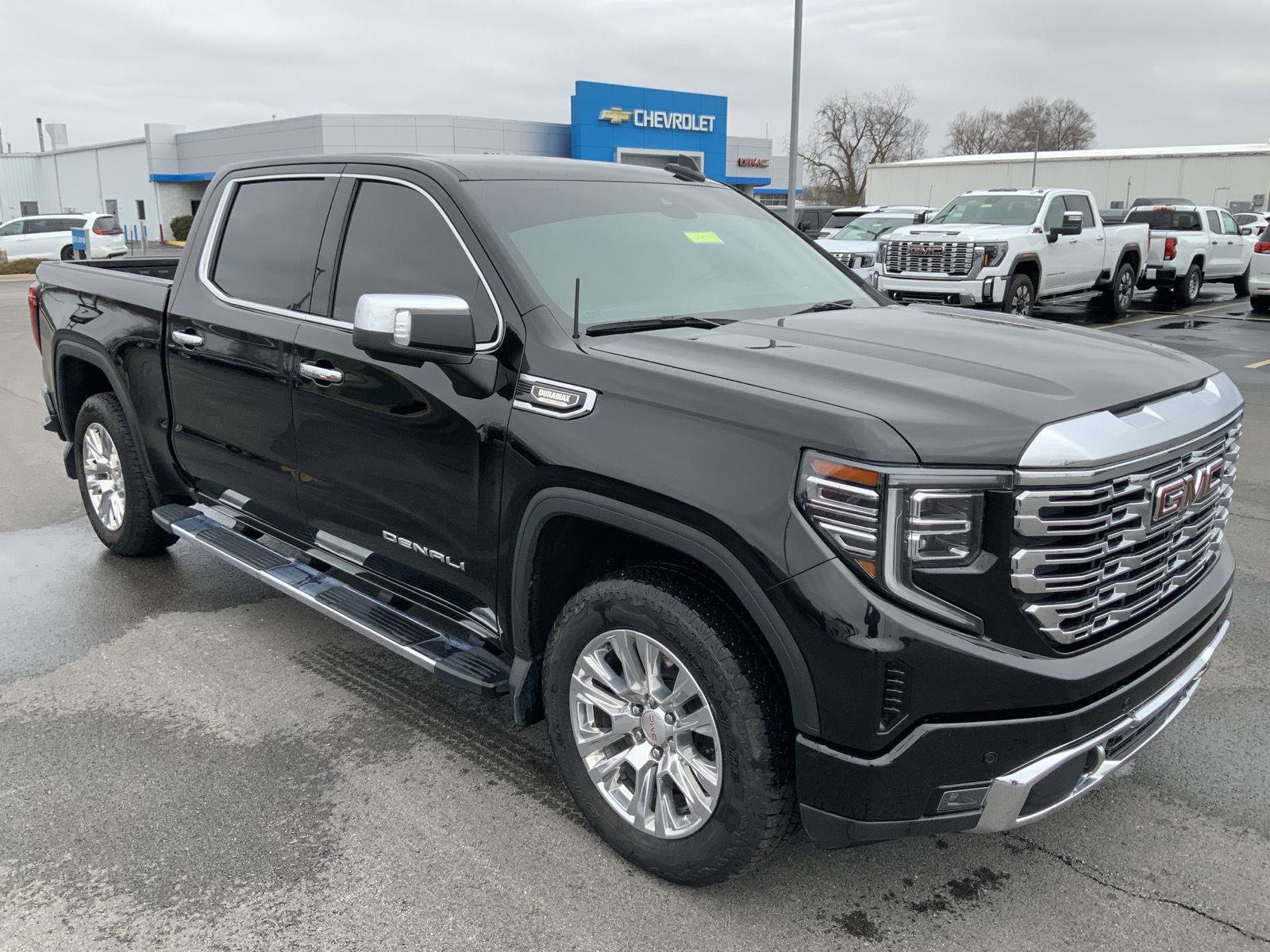 Used 2023 GMC Sierra 1500 Denali image 2