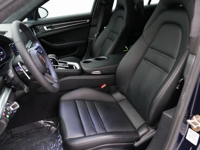 Certified 2023 Porsche Panamera GTS AWD/4WD image 6