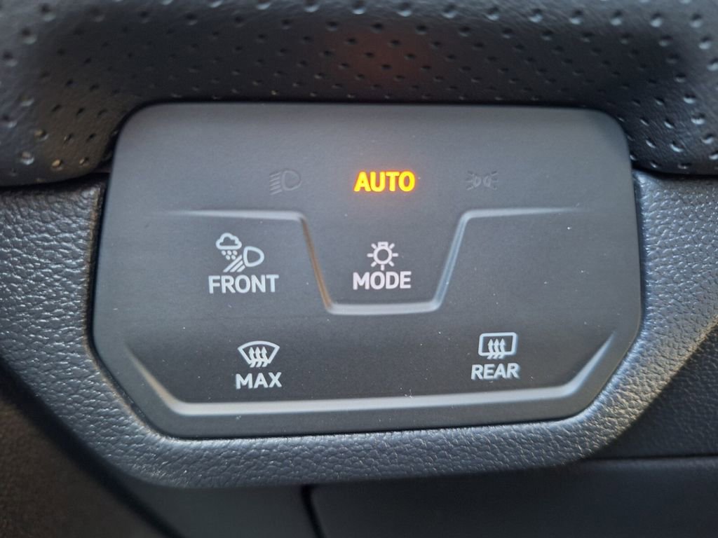 New 2026 Volkswagen Atlas Cross Sport SEL Premium R-Line image 12