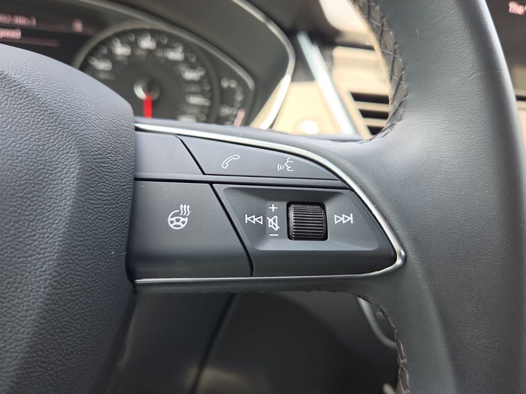 Used 2023 Audi Q5 2.0T Premium w/ Convenience Package image 23