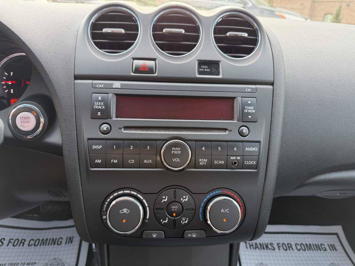 Used 2012 Nissan Altima 2.5 S w/ 20th Anniversary Pkg FWD image 17