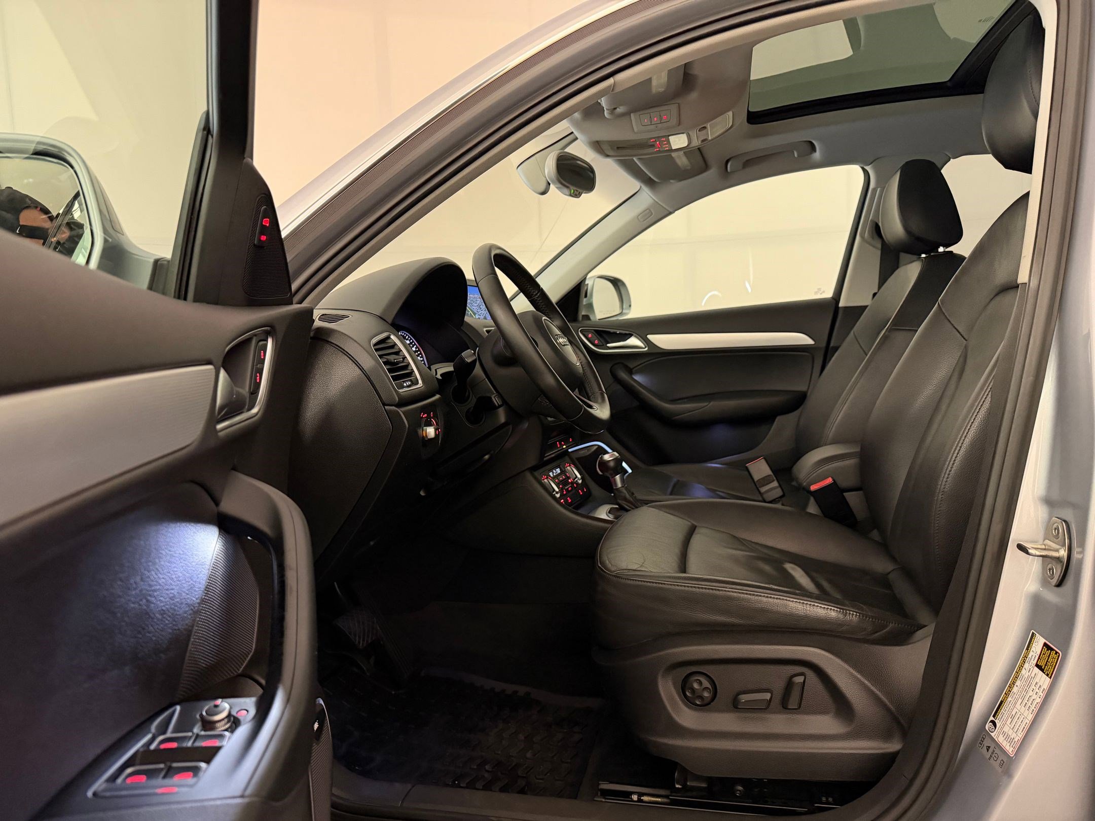 Used 2015 Audi Q3 2.0T Prestige AWD/4WD image 5