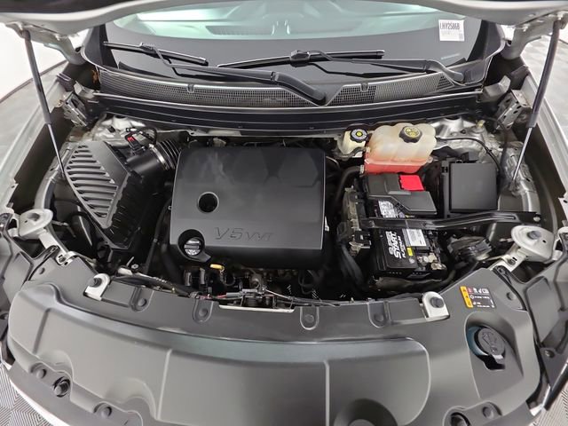 Used 2018 Chevrolet Traverse LT image 47