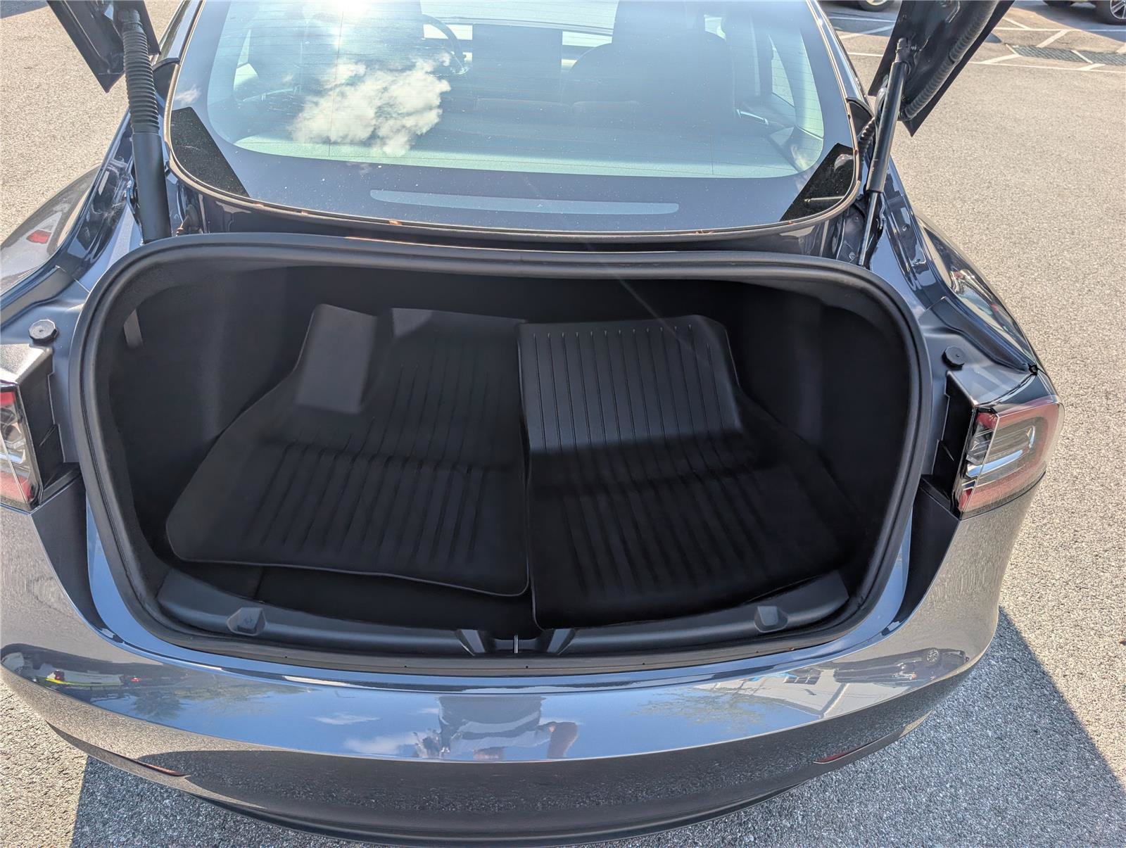 Used 2023 Tesla Model 3 Standard Range RWD image 12