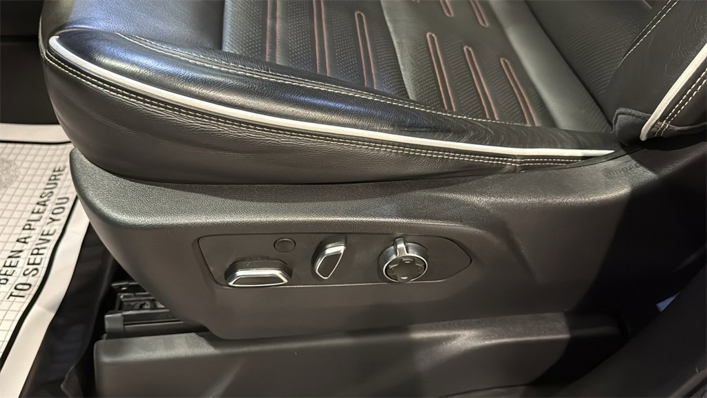 Used 2024 GMC Sierra 1500 AT4X image 25