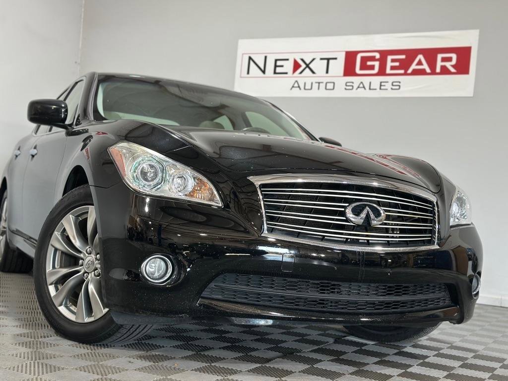 Used 2013 INFINITI M37 37x w/ Premium Pkg image 4