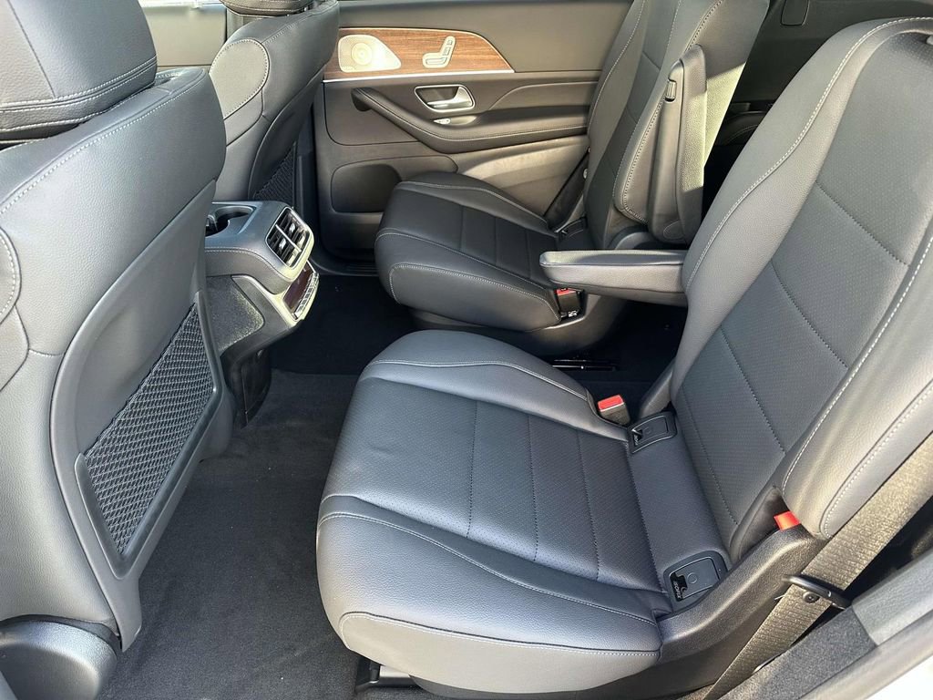 Used 2025 Mercedes-Benz GLS 450 GLS  450 image 24
