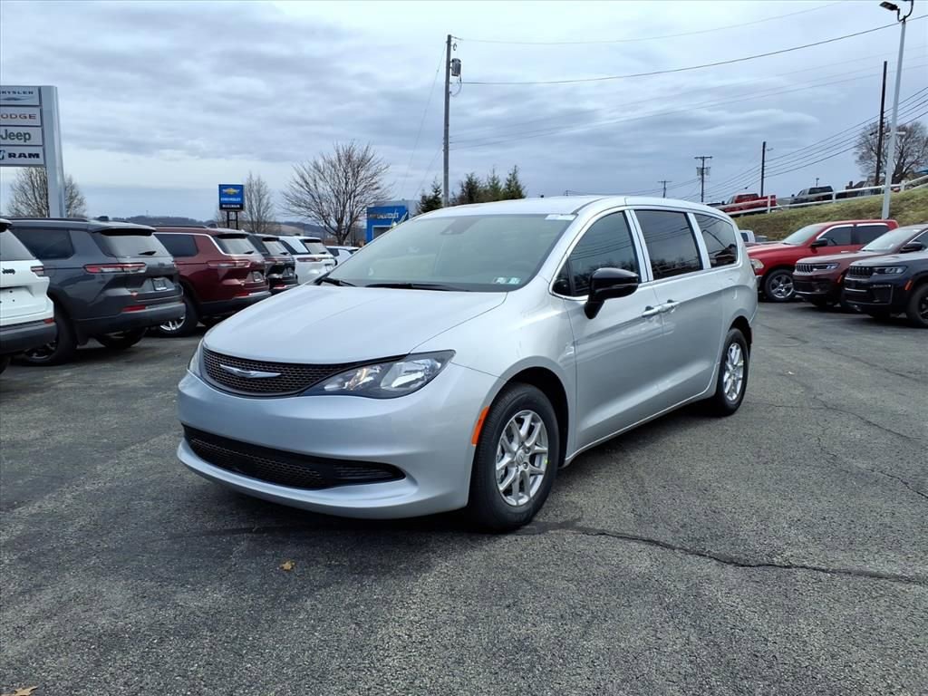 New 2026 Chrysler Voyager LX FWD image 3