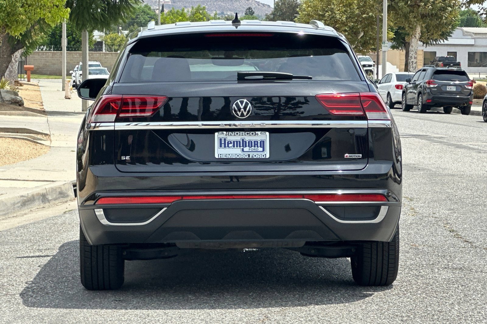 Used 2021 Volkswagen Atlas Cross Sport SE AWD/4WD image 5