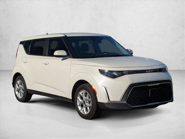 Used 2023 Kia Soul LX w/ Option Group 015 image 3