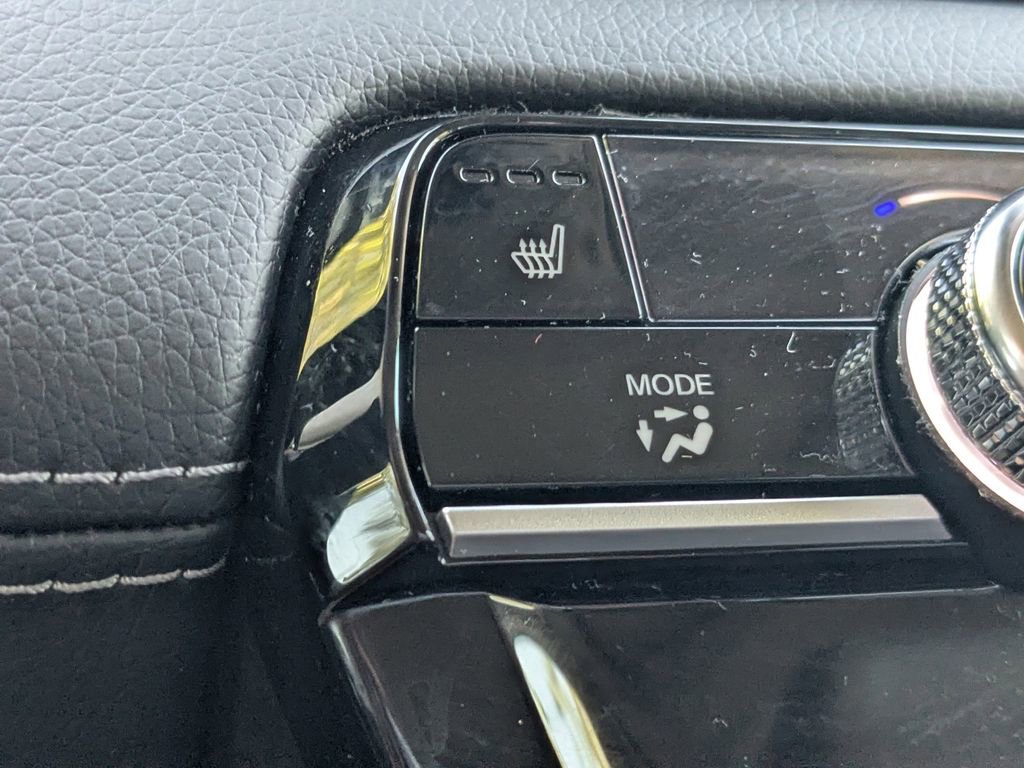 Used 2024 Honda Pilot Touring image 24
