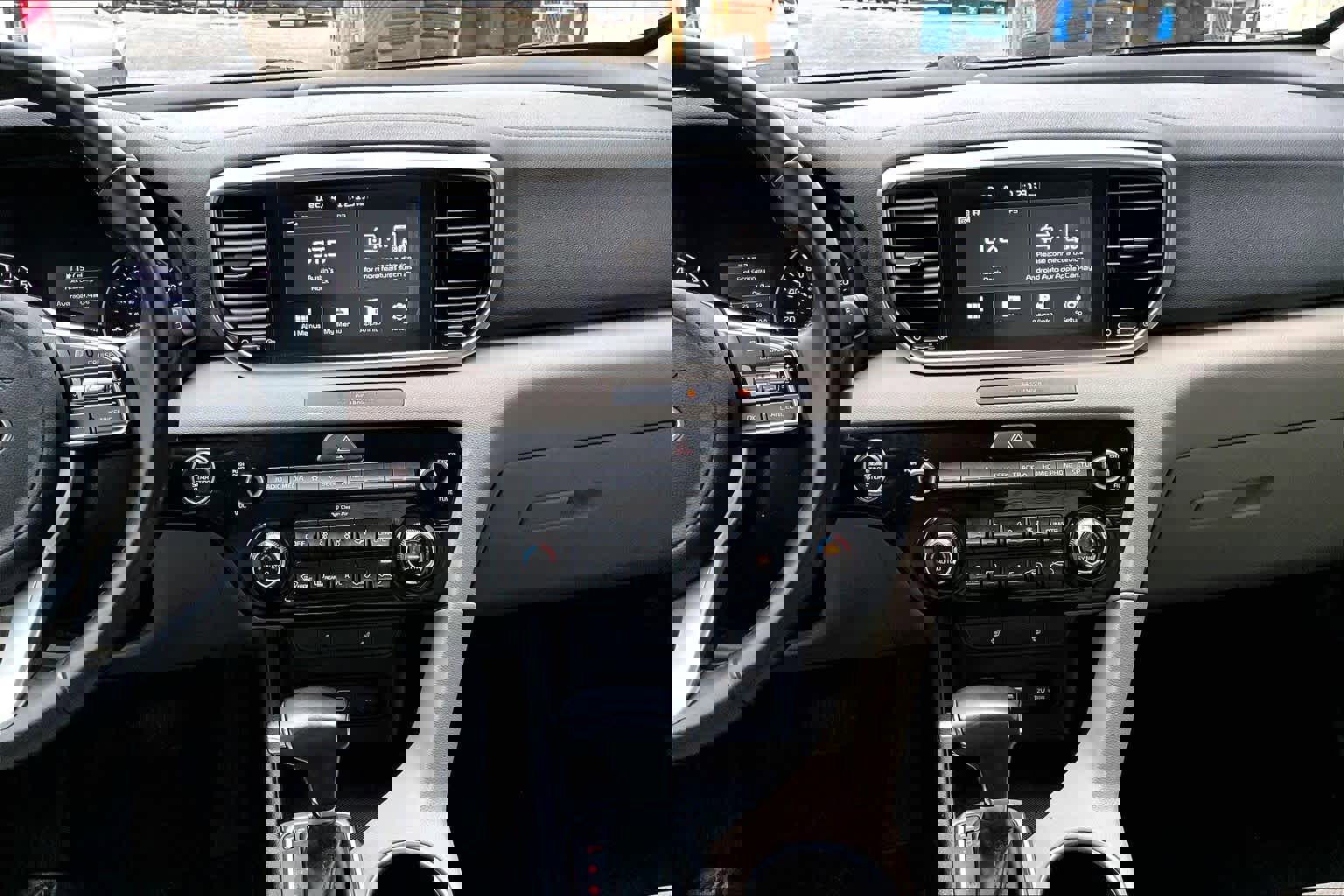 Used 2020 Kia Sportage EX image 14