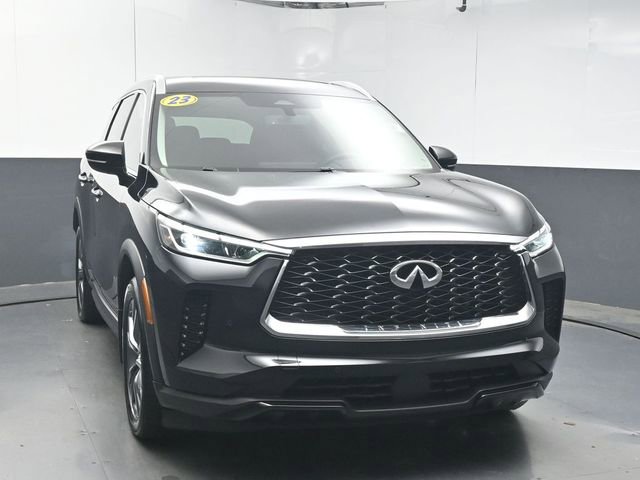 Used 2023 INFINITI QX60 Luxe w/ Cargo Package image 2