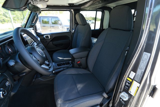 New 2026 Jeep Gladiator Sport image 22