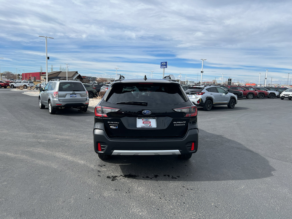 Used 2022 Subaru Outback Touring XT image 8