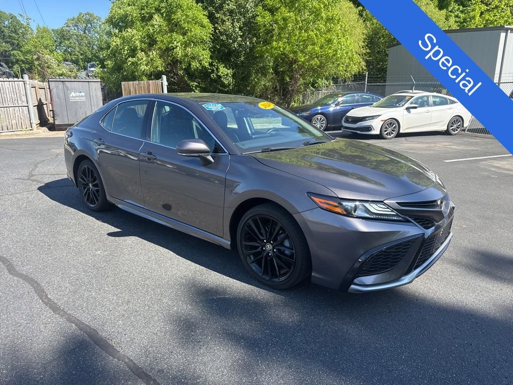 Used 2024 Toyota Camry XSE FWD image 1