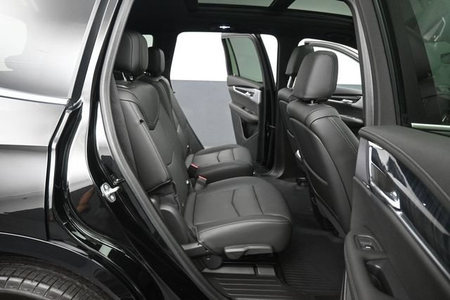 Used 2025 Cadillac XT6 Premium Luxury w/ Technology Package AWD/4WD image 25