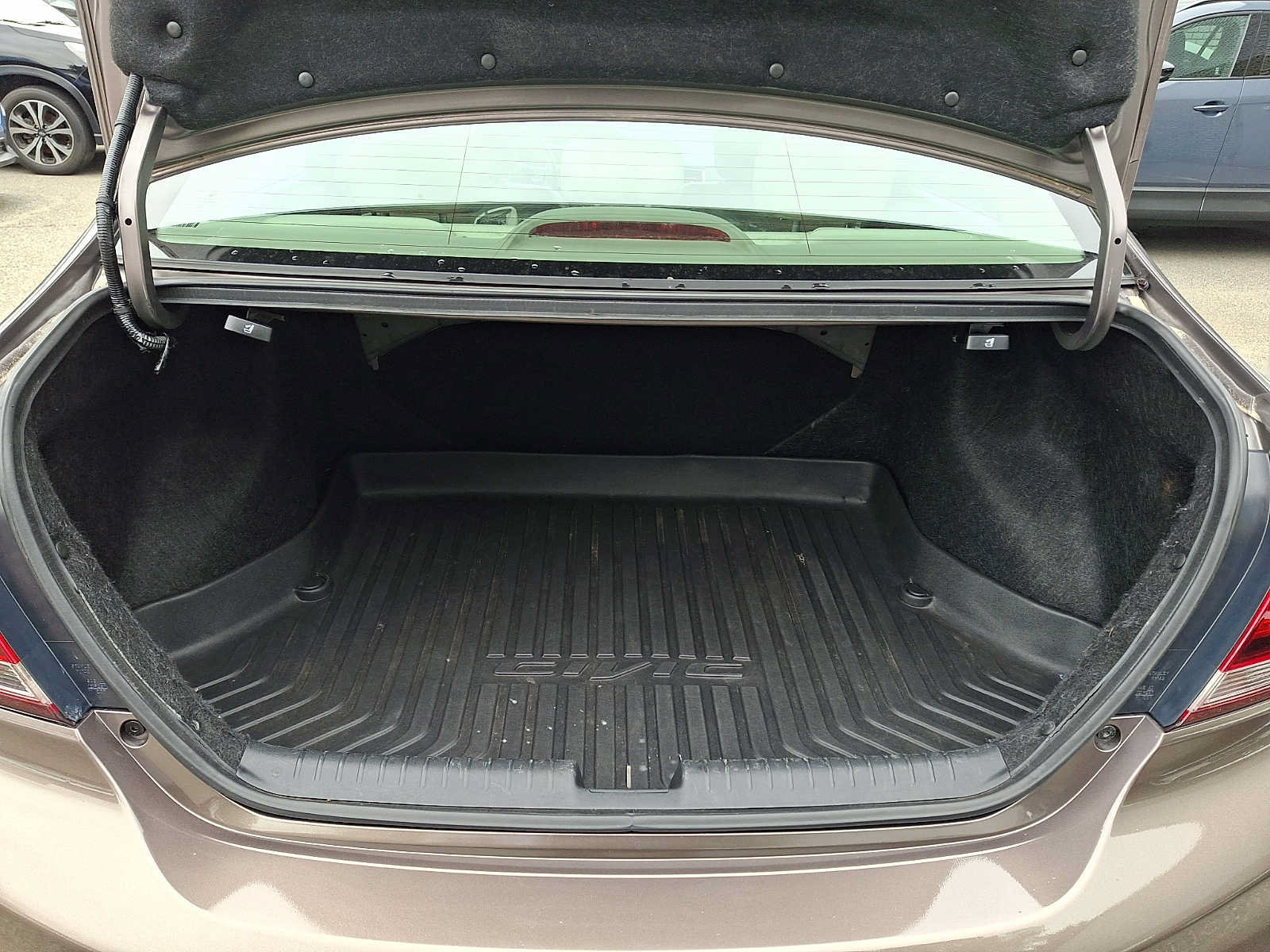 Used 2015 Honda Civic EX-L image 27