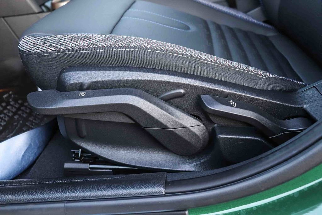 New 2026 MINI Cooper 4-Door Hardtop image 20