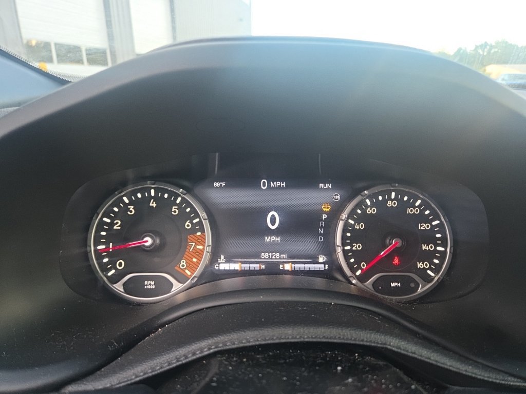 Used 2021 Jeep Renegade Latitude FWD image 33