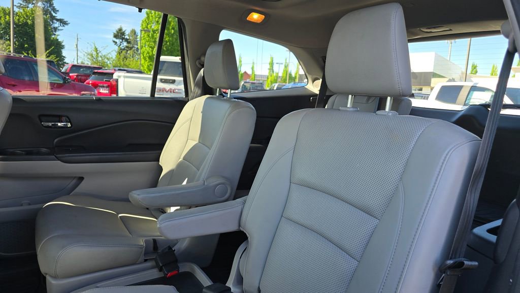 Used 2017 Honda Pilot Elite image 56
