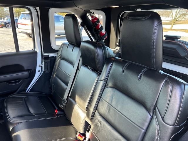 Used 2022 Jeep Wrangler Unlimited Sahara AWD/4WD image 25