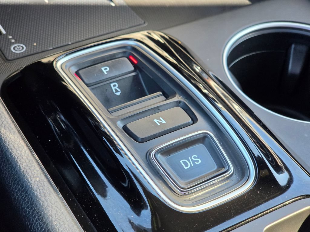 Used 2025 Honda Pilot Black Edition image 34