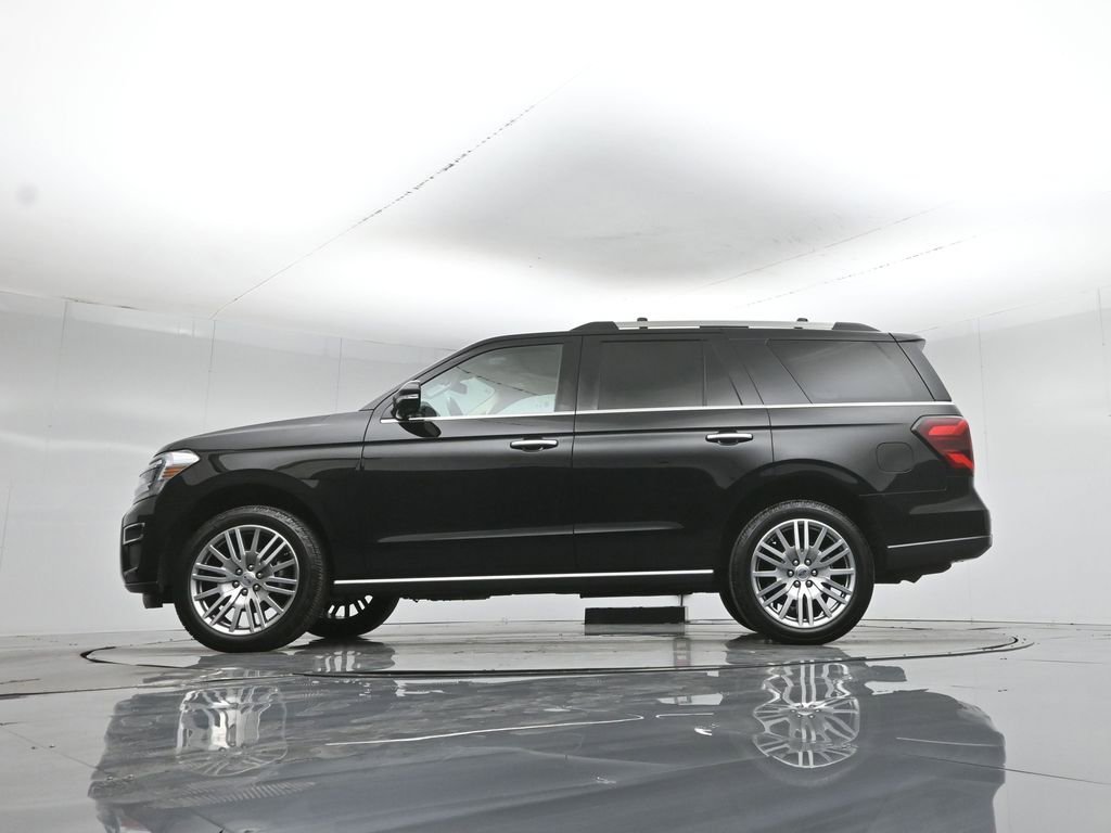 Used 2024 Ford Expedition Limited image 53