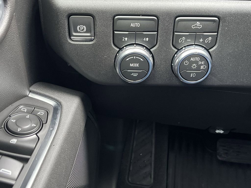 New 2026 GMC Sierra 1500 Elevation image 18