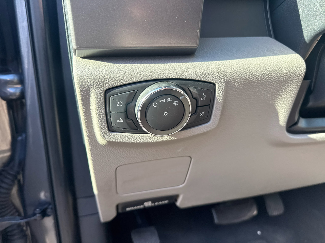 Used 2022 Ford F250 XLT w/ XLT Value Package image 16