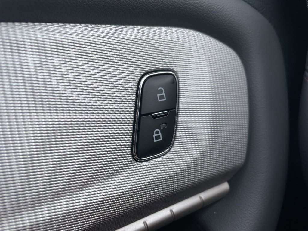 New 2026 Ford Explorer Active image 26