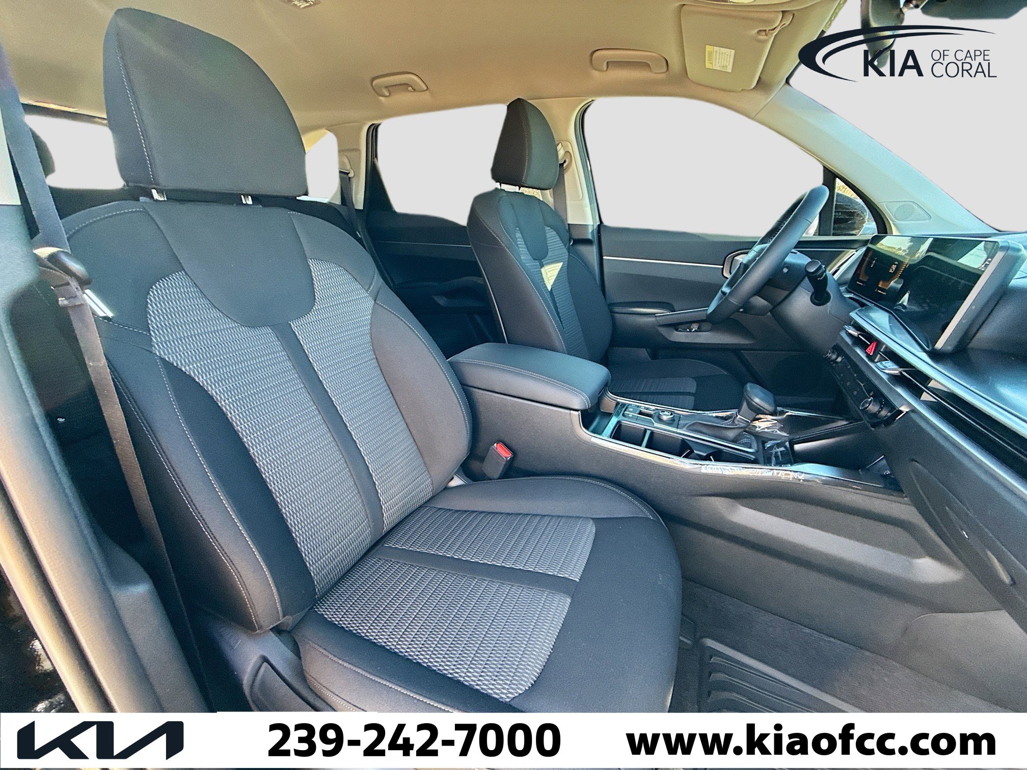 New 2026 Kia Sorento LX image 13