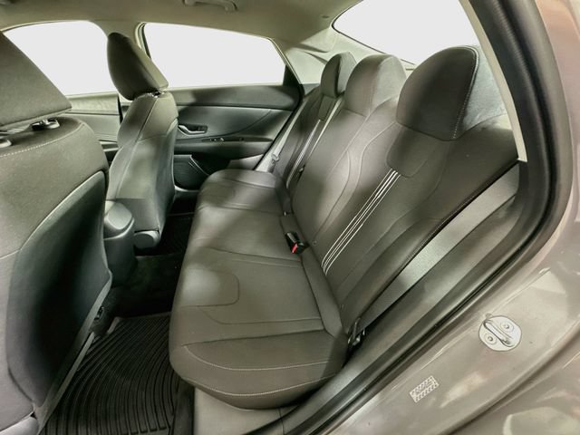 Certified 2023 Hyundai Elantra SEL w/ Convenience Package FWD image 29