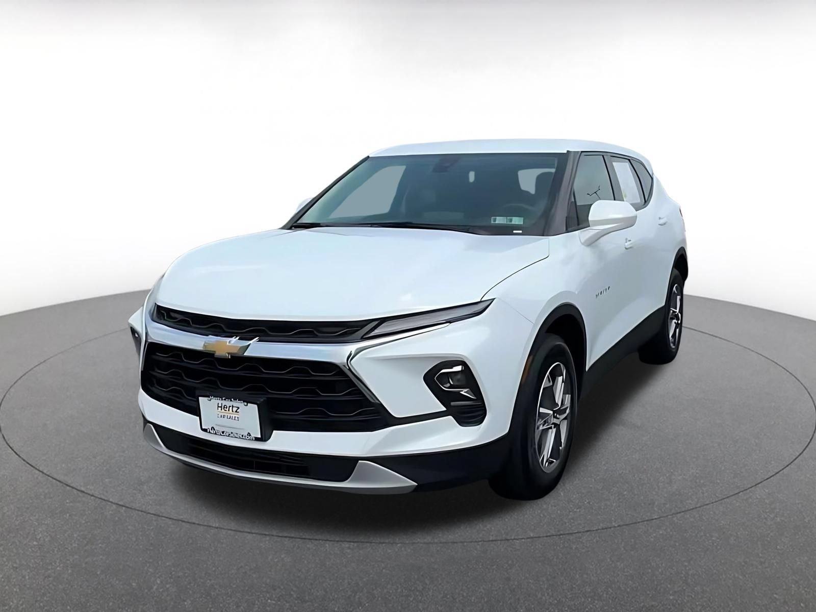 Used 2025 Chevrolet Blazer LT FWD image 6