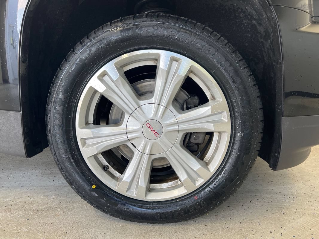 Used 2017 GMC Terrain SLE w/ Technology Package AWD/4WD image 7