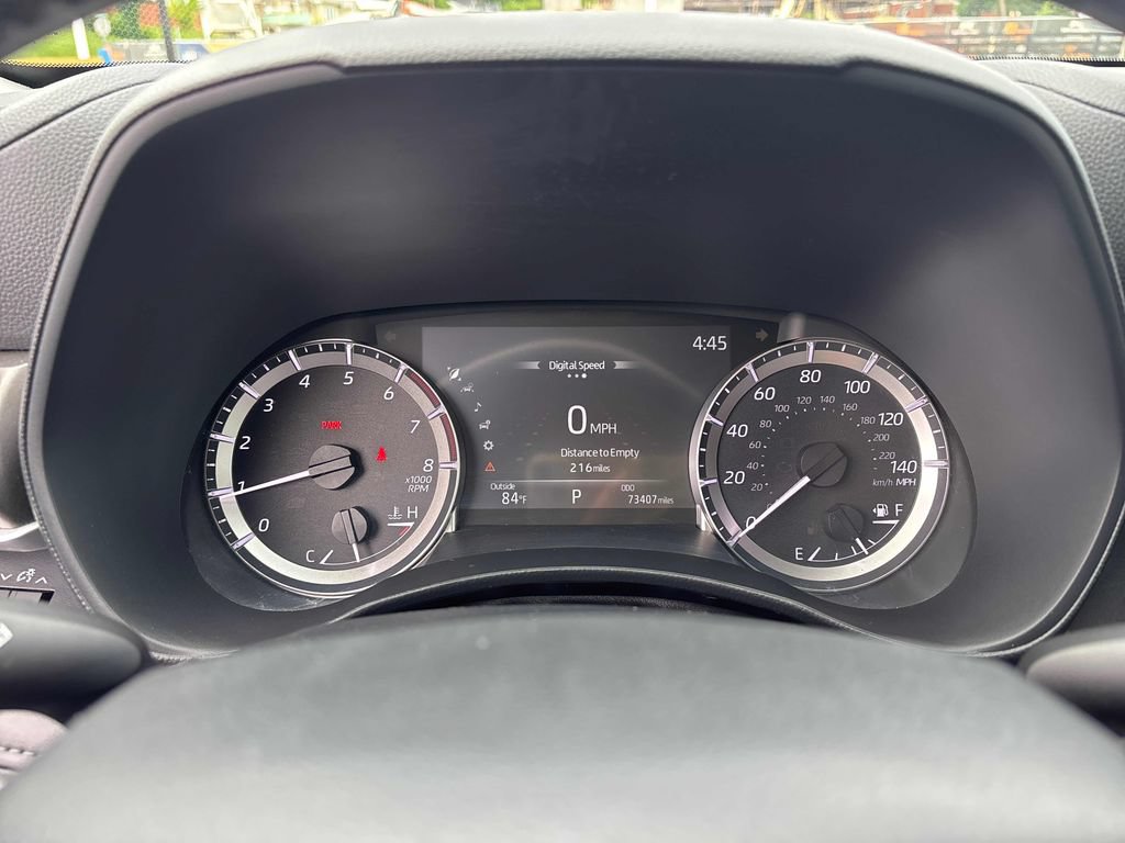 Used 2023 Toyota Highlander LE AWD/4WD image 15