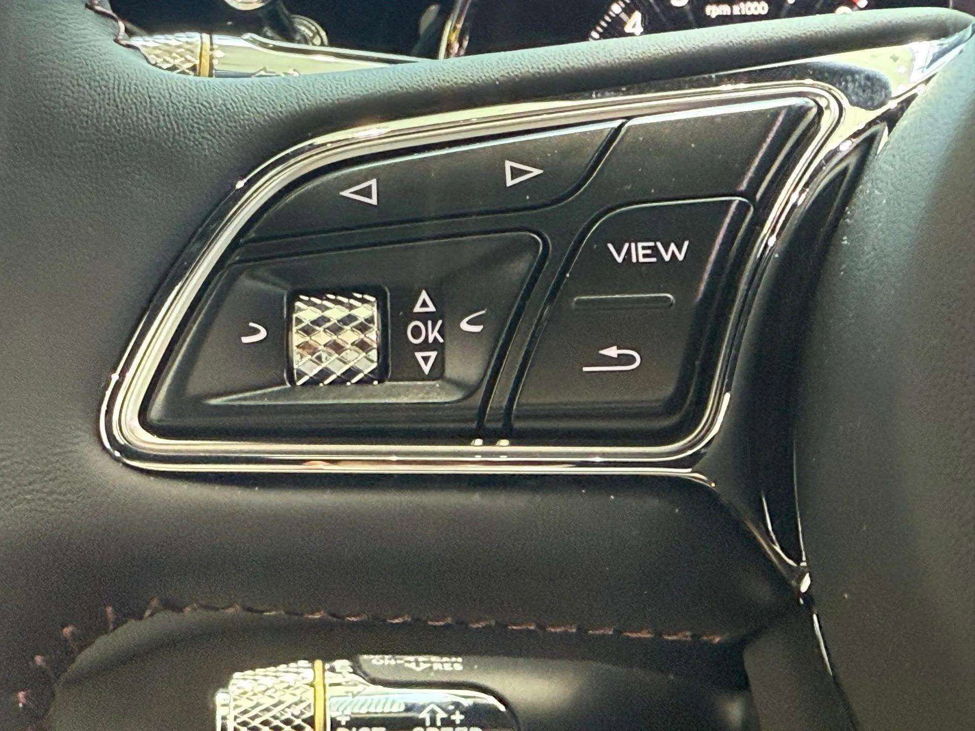 New 2026 Bentley Flying Spur Plug-In Hybrid AWD/4WD image 19