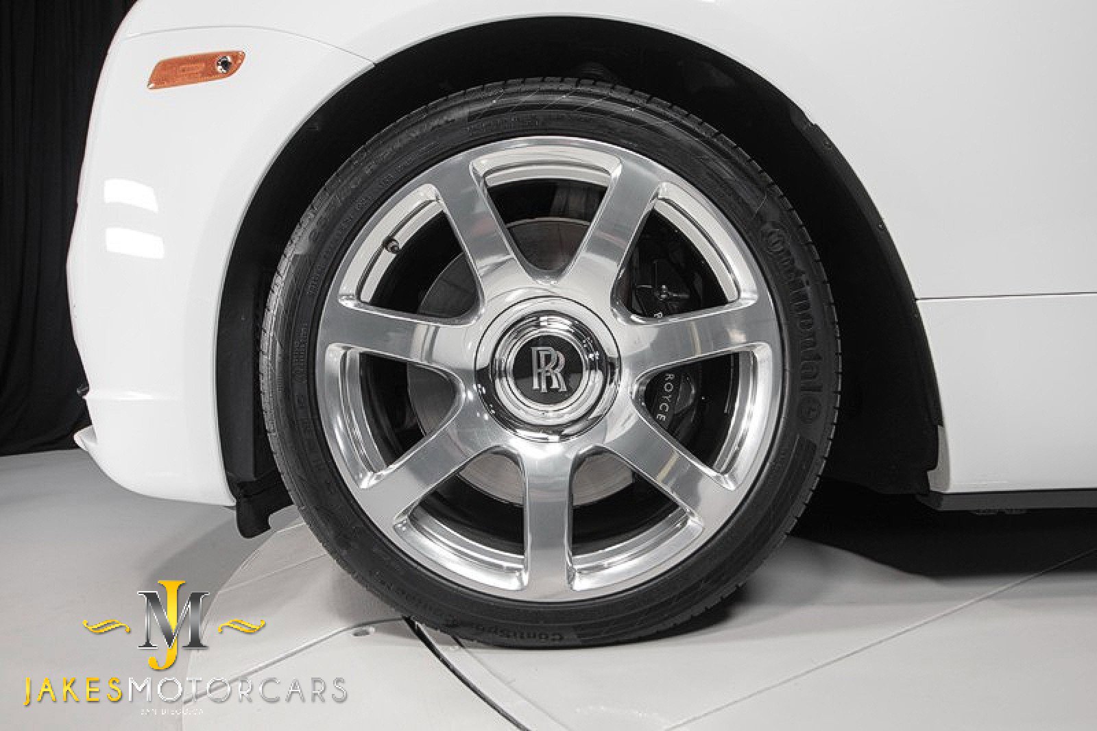 Used 2017 Rolls-Royce Dawn image 60