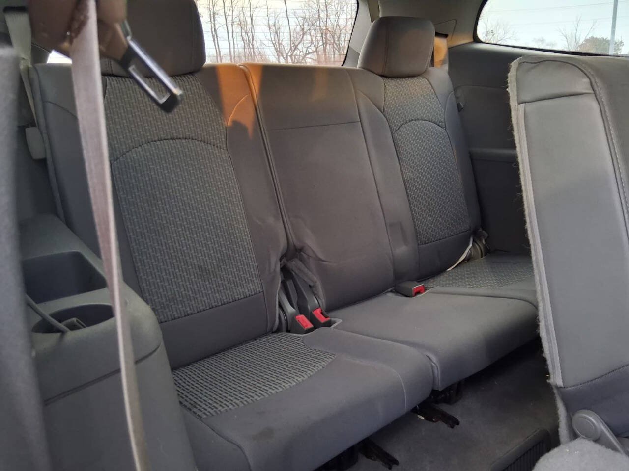 Used 2010 Chevrolet Traverse LS FWD image 10