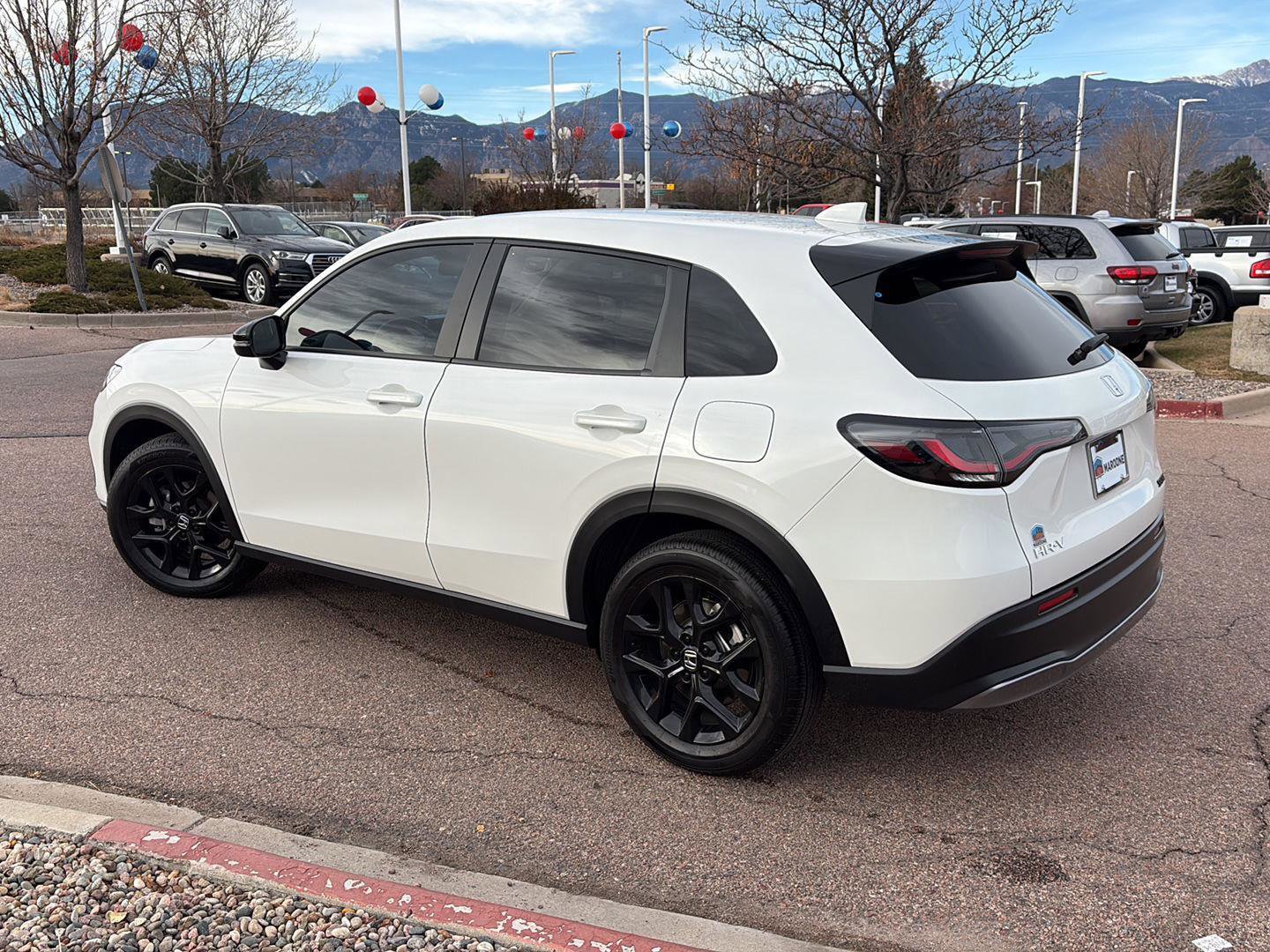 Certified 2025 Honda HR-V Sport image 4