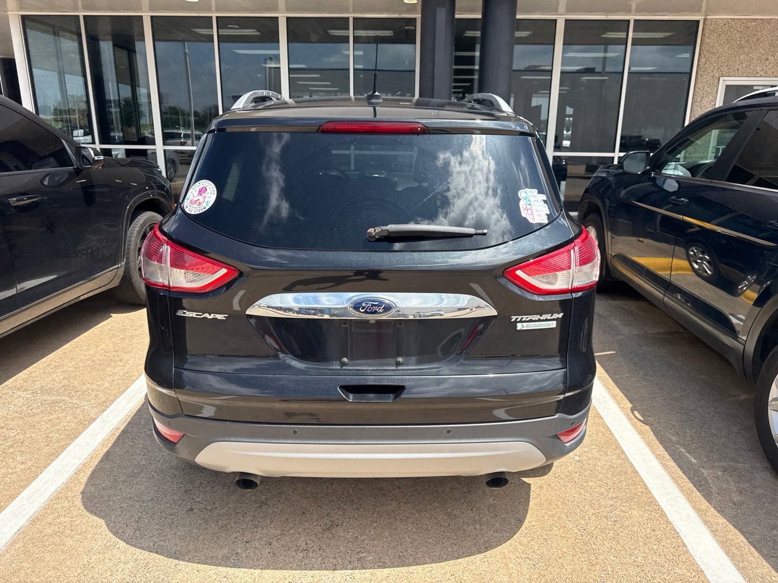 Used 2015 Ford Escape Titanium FWD image 3